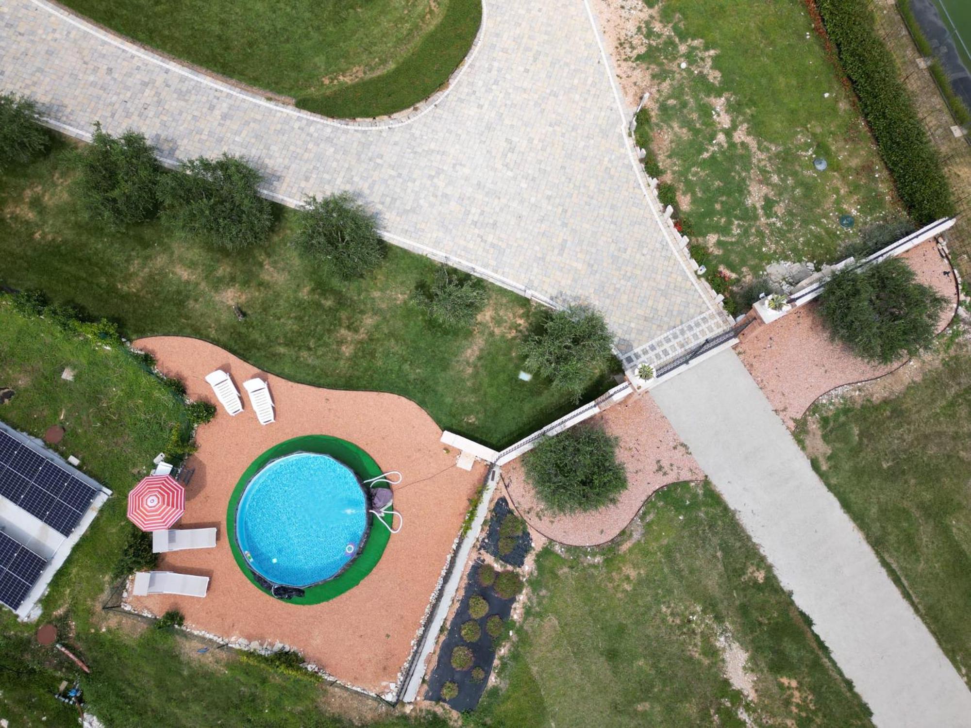 La Collina Dei Ciliegi *