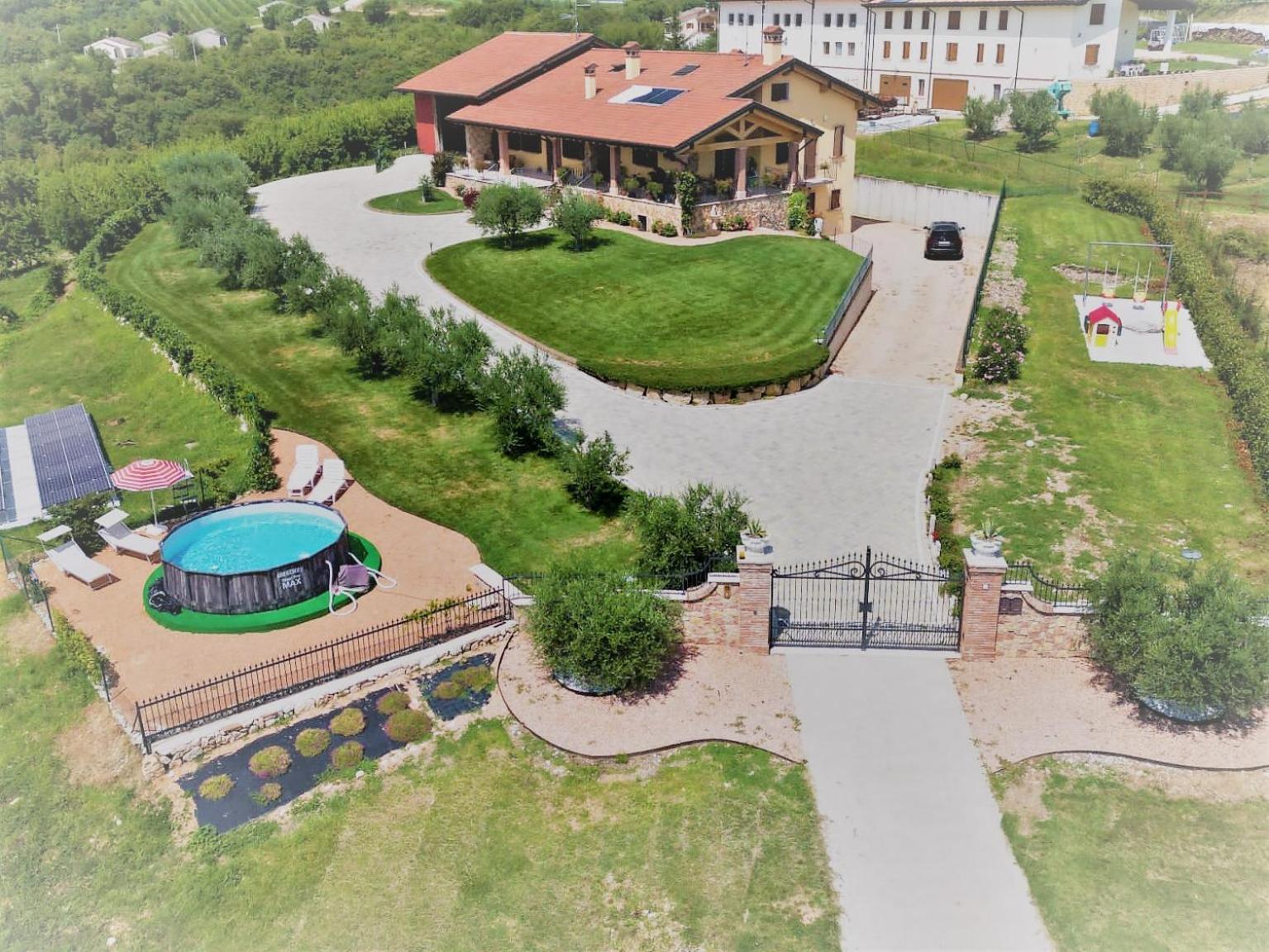 La Collina Dei Ciliegi *